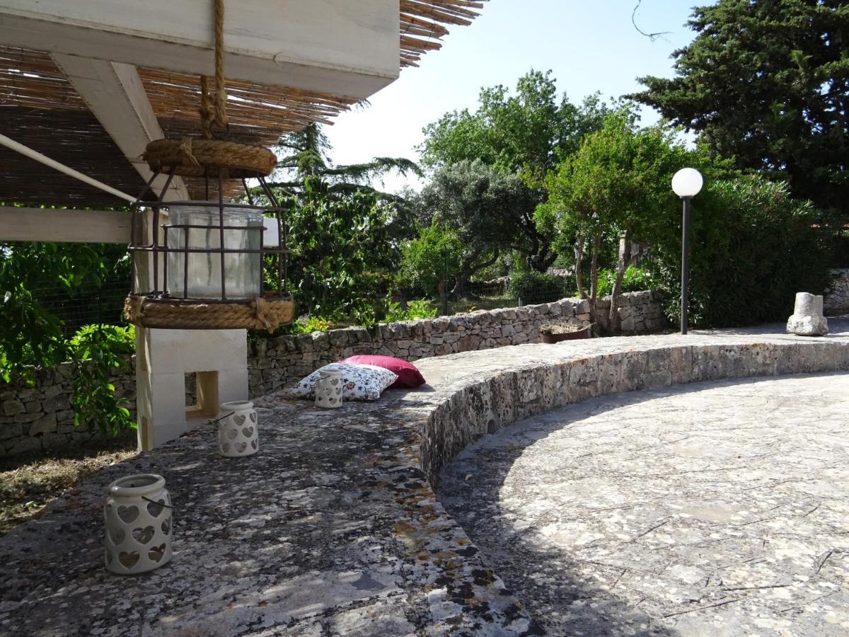 Penzion Trulli Di Zia Tata Locorotondo Exteriér fotografie
