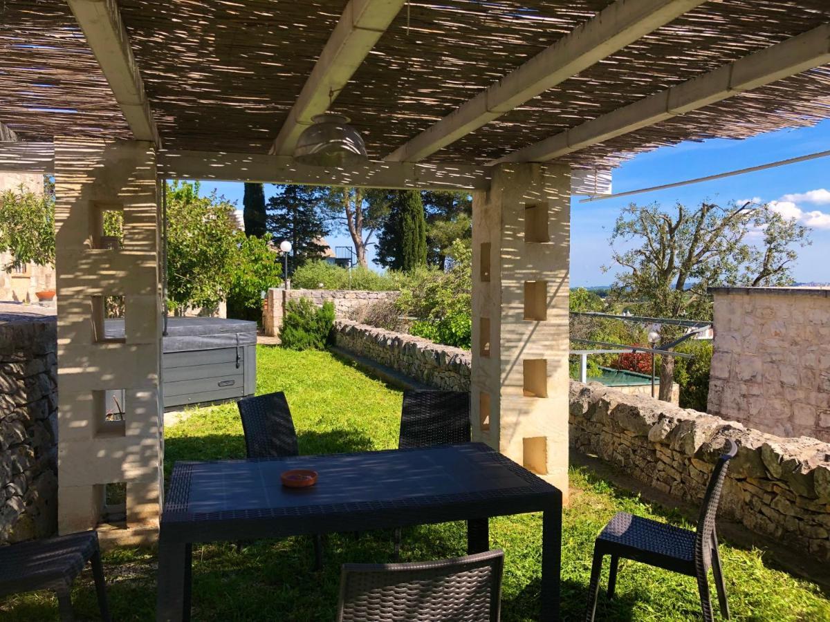Penzion Trulli Di Zia Tata Locorotondo Exteriér fotografie