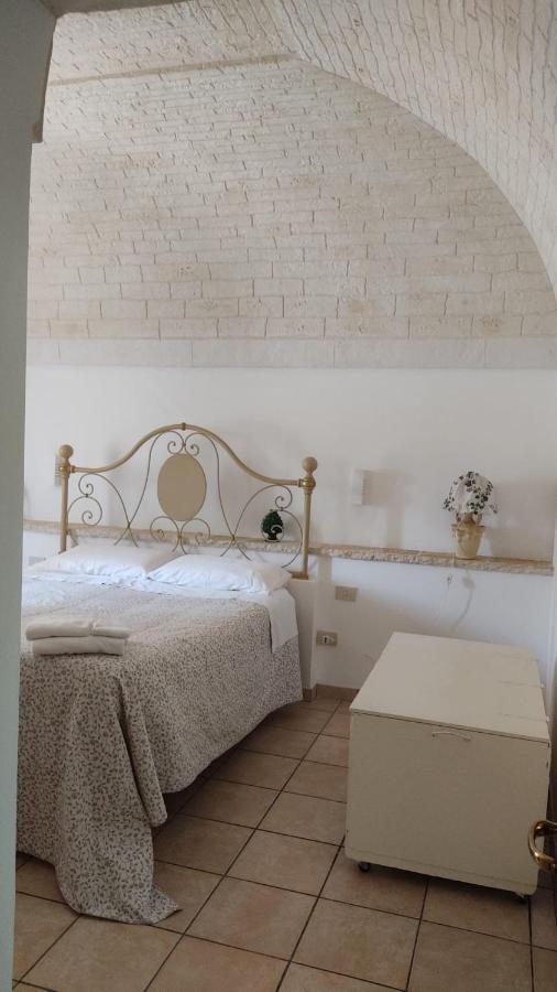 Penzion Trulli Di Zia Tata Locorotondo Exteriér fotografie