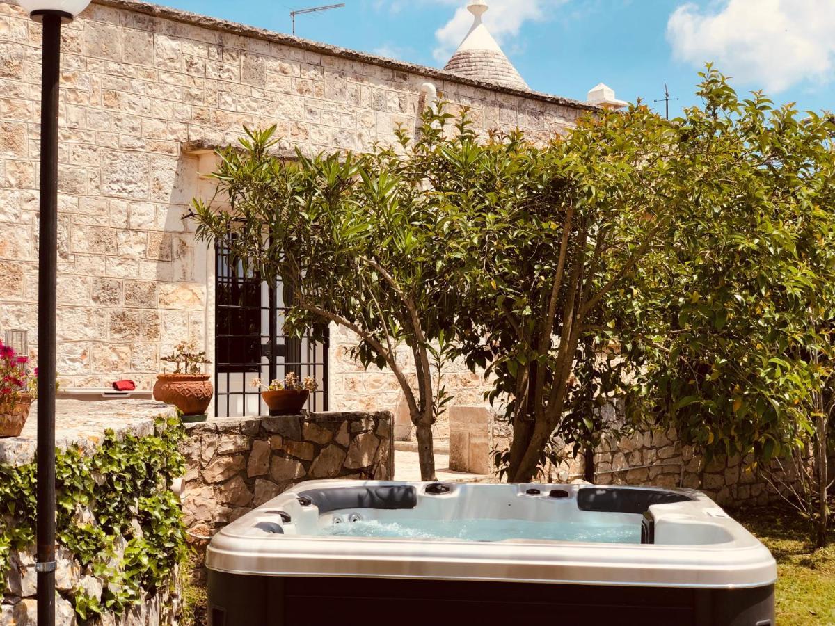 Penzion Trulli Di Zia Tata Locorotondo Exteriér fotografie