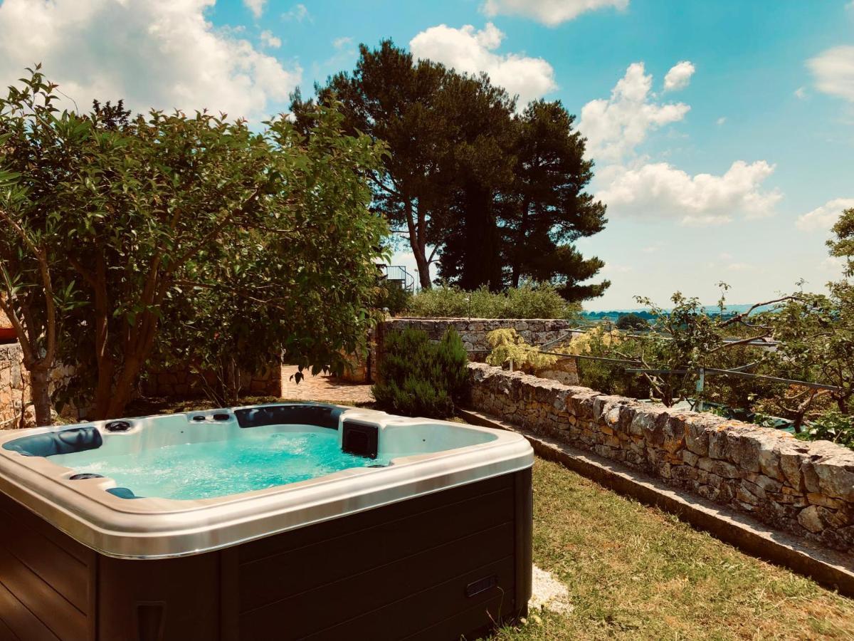 Penzion Trulli Di Zia Tata Locorotondo Exteriér fotografie